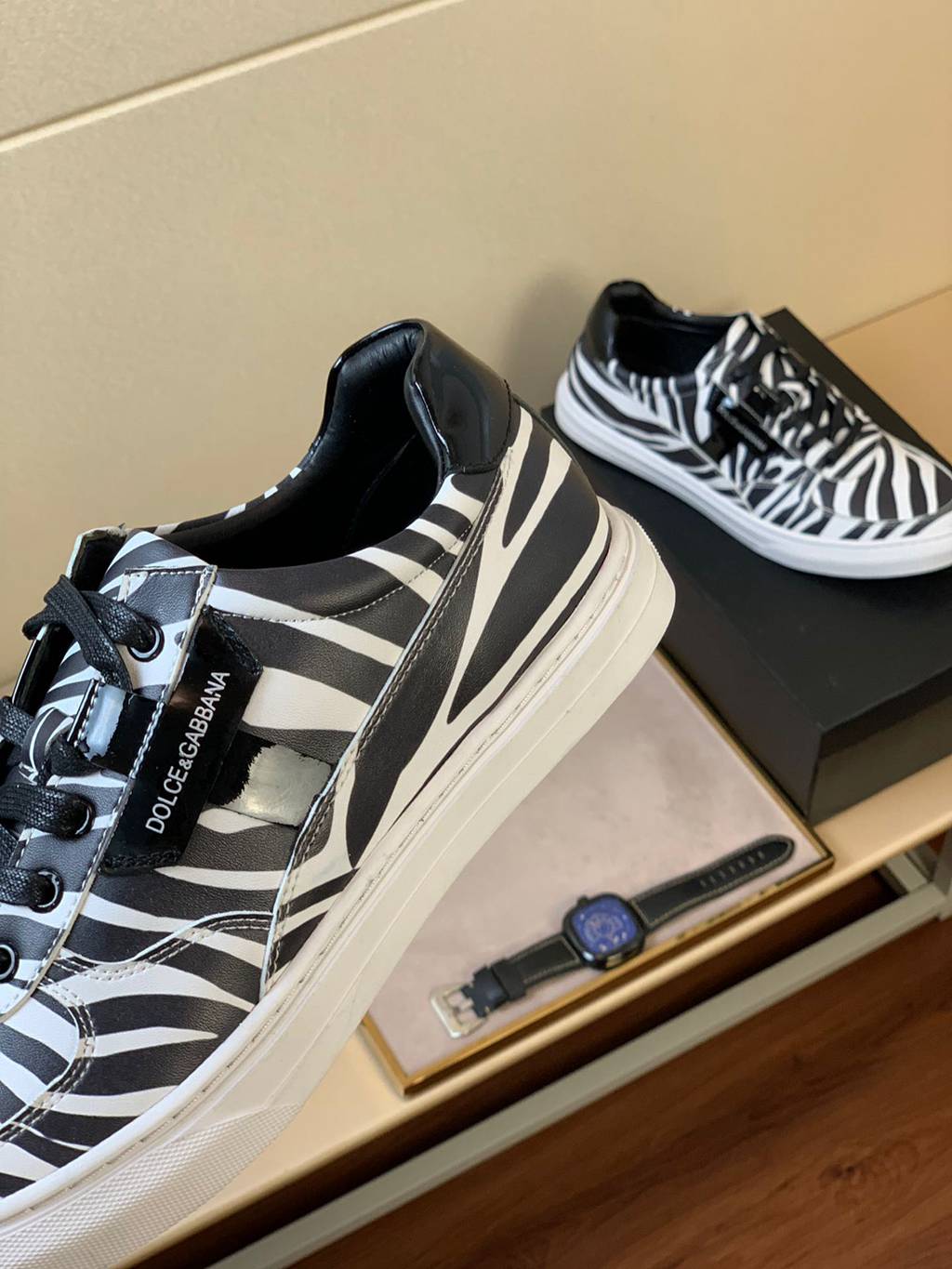 D*G sneaker
